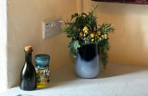 Little Linney - Sleeps 2 - Garden - Wifi - Parking - Photo 54