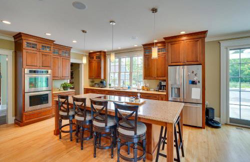 Stockbridge Retreat with Pool and Hot Tub! - Foto 11