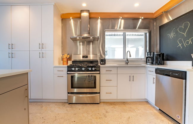 Beach Haven by Avantstay Pool Ocean Views Steps From the Beach - Foto 19