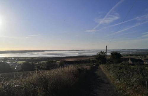 Converted cattle barn overlooking Strangford Lough - Foto 35