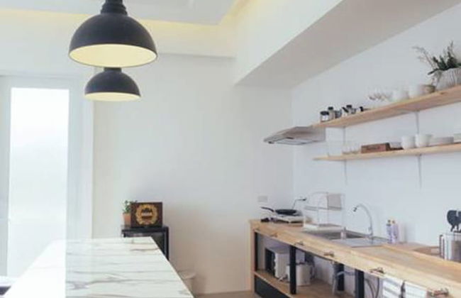 The Peak Residence - Photo 8