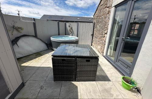 Dwylig Isa Holiday Cottages - Photo 13