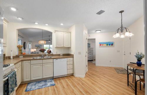 The Villages Courtyard Villa, Golf Cart, Private Yard, Prime Location - Foto 33