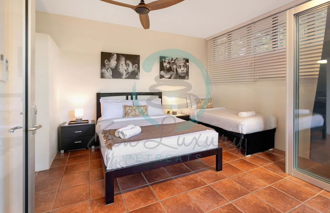 Zen Serene Seascape Family Pool BBQ Markets - Foto 15