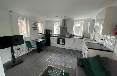 1 Bed @ Factory Quater - Chard St - Foto 13