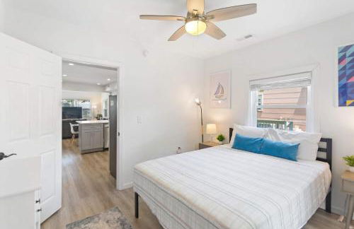 4BR 2BA Hot Tub Home By The Bay - Foto 19