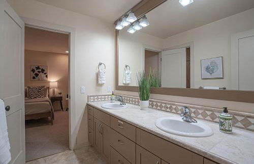 Kirkland's Expansive Custom-Built Family Haven Near Juanita - Foto 26