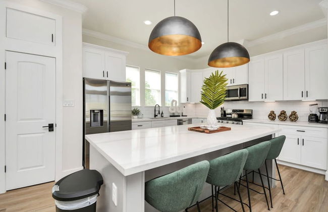 Paradise Palace Best Rooftop in HTX w Hot Tub - Foto 27