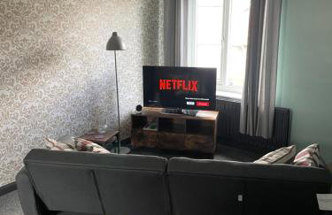 Modern and Homely Appartment! - Available as individual rooms or the Entire Property! - Foto 25