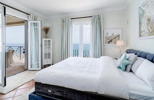 LAP- 3 bed apartment on the beach. Families only - Photo 23