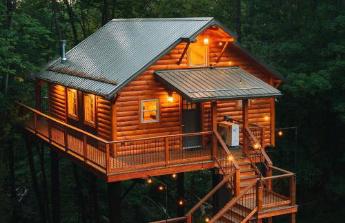 Cricket Hill Treehouse B by Amish Country Lodging - Foto 1