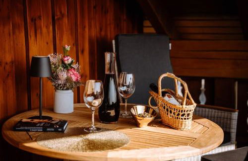 Ferienwohnung König Ludwig - Modernes Design-Apartment für Paare und Genießer am Starnberger See by LIVARIA - Foto 43