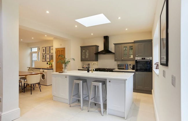 The Redbridge Sanctuary - Spacious 3bdr House With Garden - Foto 8