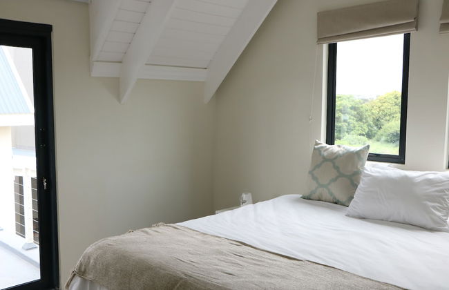 Apartments on The Eighteenth - Photo 7