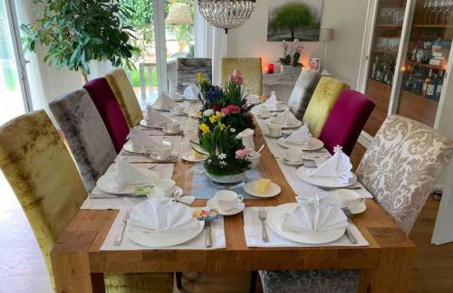 Exklusive Wohnung mit herrlicher Terrasse und Garten - Foto 22