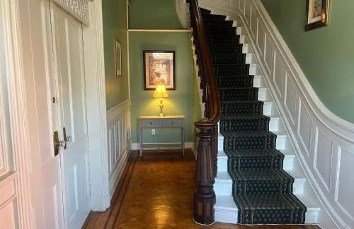 2Br Private Victorian Apartment in City location on half acre Sleeps 5 - Foto 7