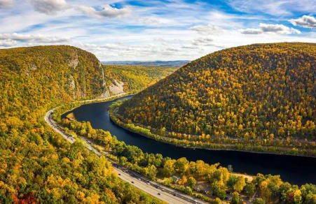 Spacious Waterfront Mansion wHot tubPoolTable - Foto 54