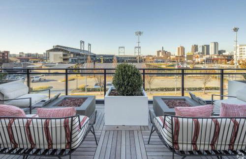 Walk to Regions Field n Railroad Park 2BR - Foto 48