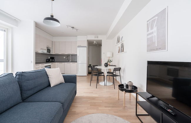 1BR & Balcony next to Railway Station in Downtown - Photo 18