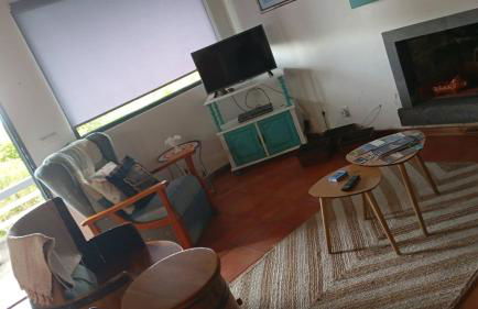 Welcome to Casa Fitz with Ocean Views and Air Conditioning - Photo 4