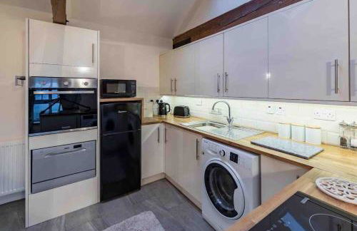 The Stables at Brambles Farm - Photo 17