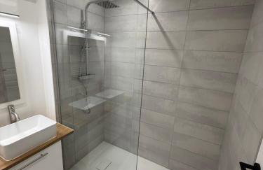 Gite de groupe lacs et forêt du jura - SPA et Sauna Privatif - Orgelet - Foto 23