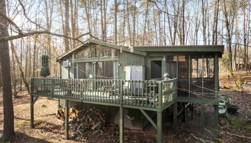 Zen Vibe w Fireplace Grill Deck & Screened Porch - Photo 5