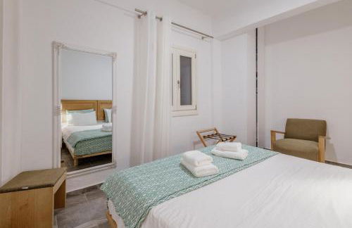 Chrisi Holiday Home - 500 sqm Private Gardens & Nature View - 300m by the sea - Photo 33