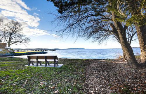 Waterfront Historical District Home Near River - Foto 24