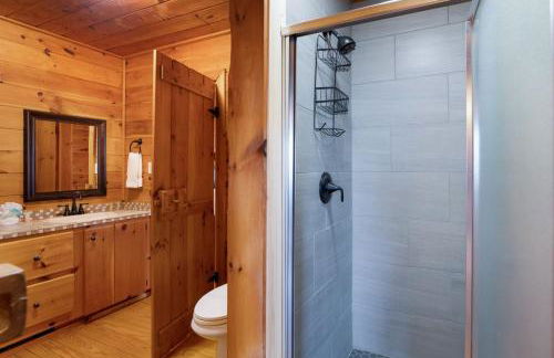 Eagles View Ridge - Gorgeous Mountain Views from the Hot Tub + Firepit - Foto 41