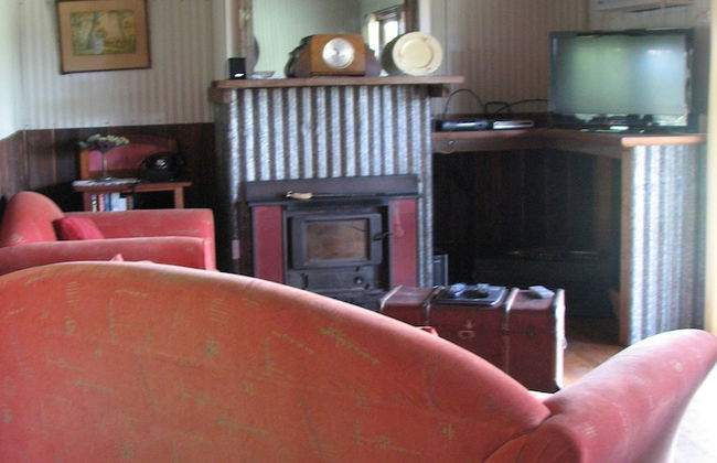 Lovedale Cottages - Photo 6