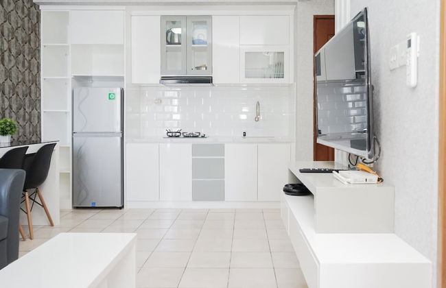 Comfy 2BR High Floor Apartment at Mediterania Palace Residences - Foto 19