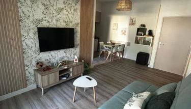 Appartement cosy centre Uzès, parking gratuit, piscine - Foto 2