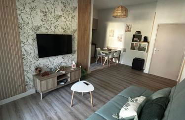 Appartement cosy centre Uzès, parking gratuit, piscine - Foto 2