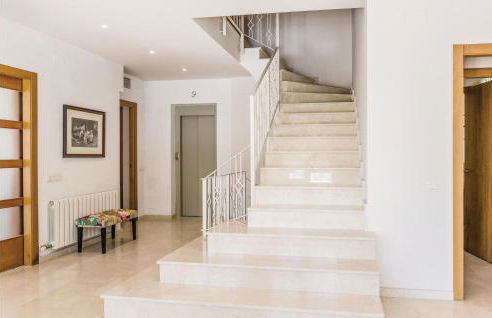 5 Bedroom Amazing Home In Cabrils - Foto 26