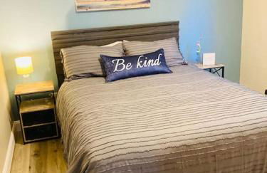 Pensa-Cozy Downtown bungalow, w/ backyard oasis! - Foto 5