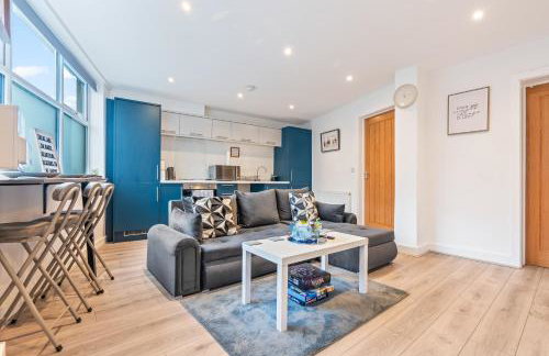 Central 2 Bedroom Apartment with Free Parking Sleeps 8 & Walk to City Centre & Arena - Foto 31