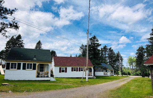 Green Gables Bungalow Court - Photo 76