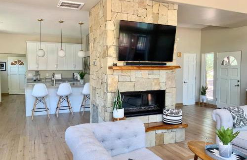 TOP 1 Percent Home! Hideaway w Heavenly Mountain views - Foto 13