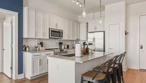 Blue Haven - Pool, City Views, Free Parking - Foto 2