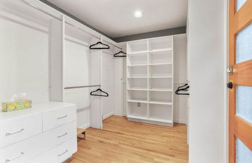 Sojourn Beautiful Home with Beach Access & Backyard - Foto 39