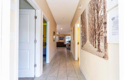 Magnificent 5Bd w/ Pool Close to Disney @Storey Lake 4800 - Foto 12