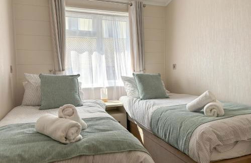 Lodge 9 Creek Caravan Park Ringstead - Photo 12