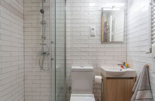 Desconexión en la sierra casa con terraza y bbq - Foto 18