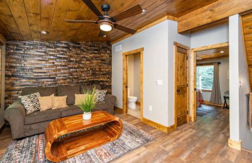 Hot Tub & WiFi - Angel's View - Red River Gorge KY - Foto 49