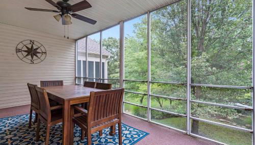 Bungalow on the Bluffs with Resort Amenities - Foto 5