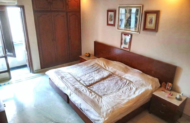 Captivating 2-bed Apartment in New Delhi - Foto 3