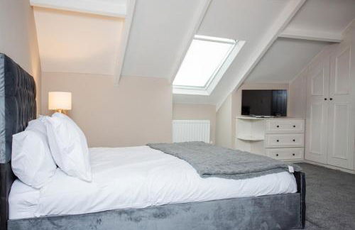 Modern Interior Spacious Four Bedroom Apartment - Foto 14