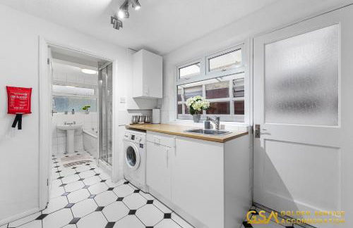 Stylist and Cosy 3 Bed House Leytonstone Sleeps 7 - Foto 21
