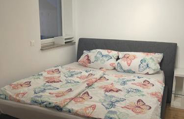 Helle großzügige ruhige Dreizimmerwohnung in Altstadtnähe mit kostenlosem Tiefgaragenstellplatz - Foto 10